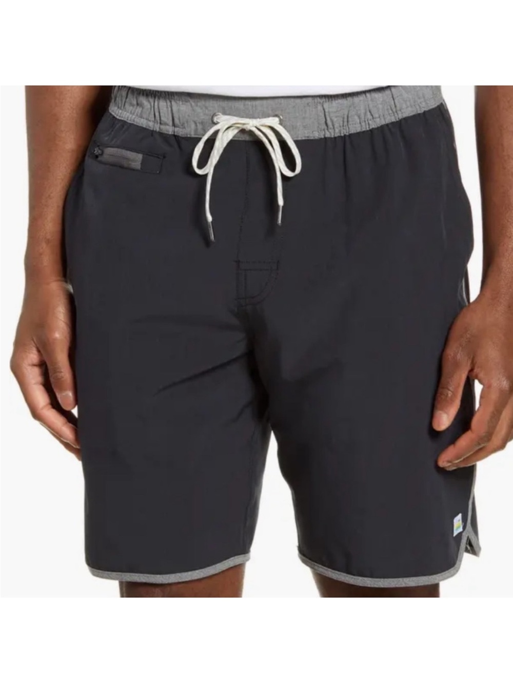 Vuori Black Athletic Men’s Banks Shorts size L